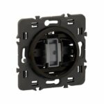 Poussoir inverseur NO-NF doigt anneau Céliane - 6A 250V~